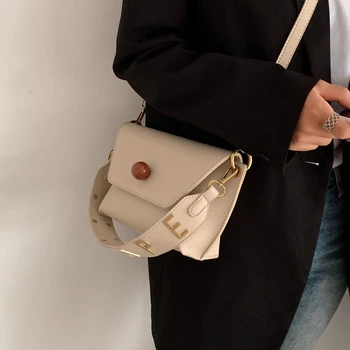 Canvas bag single-shoulder bag for women 2020 new fashion bag for women large capacity simple tote bag Korean version of student 
Canvas bag single-shoulder bag for women 2020 new fashion bag for women large capacity simple tote bag Korean version of student