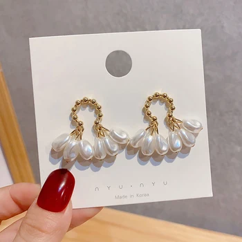 AENSOA 2020 New Korean Small Simulated Pearl Tassel Earrings For Women Lovely Geometric Gold Color Drop Dangle Earring Jewelry
AENSOA 2020 New Korean Small Simulated Pearl Tassel Earrings For Women Lovely Geometric Gold Color Drop Dangle Earring Jewelry