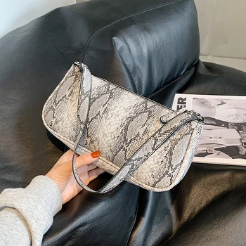 Sense of Quality Women's Pouches New Fashion Snakeskin Pattern Portable Shoulder Bag Internet Celebrity Small Square Bag Flap PU
Sense of Quality Women's Pouches New Fashion Snakeskin Pattern Portable Shoulder Bag Internet Celebrity Small Square Bag Flap PU