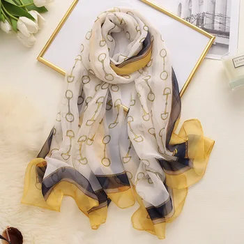 2020 Promotion Children Winter Hijab The New Europe And Female Emulation Silk Fabric Scarves Shawls Cart Chain Warm Adornment
2020 Promotion Children Winter Hijab The New Europe And Female Emulation Silk Fabric Scarves Shawls Cart Chain Warm Adornment