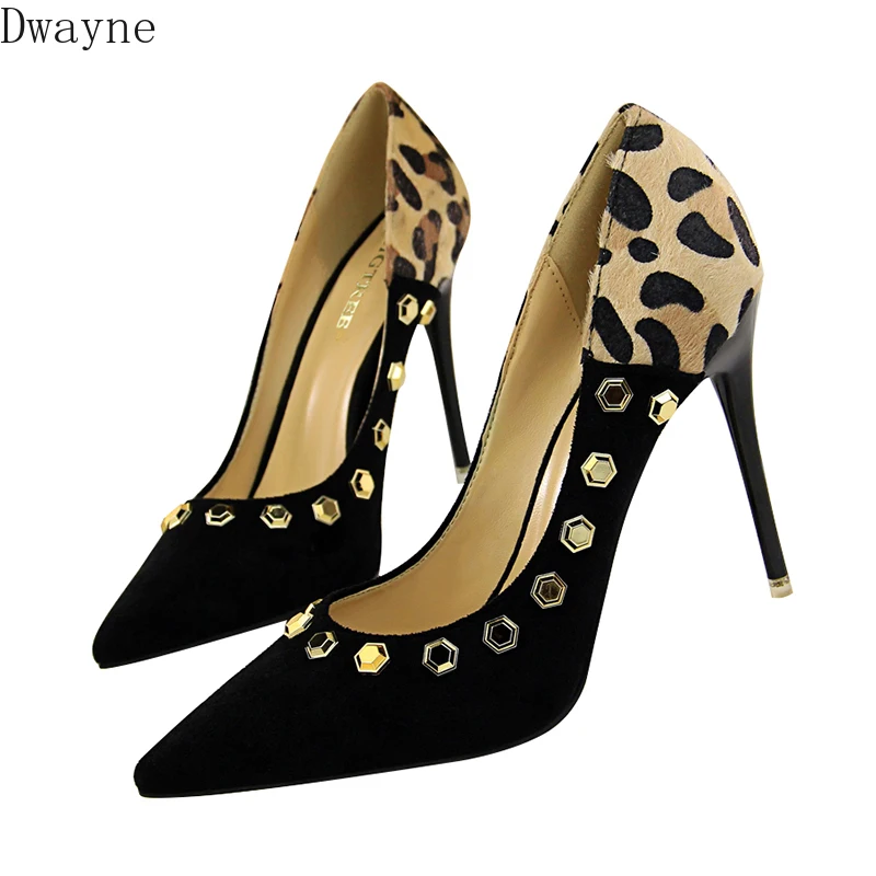 2019 spring new black high heel fashion leopard color matching stiletto pointed shoes sexy rivet shallow mouth women's shoes
2019 spring new black high heel fashion leopard color matching stiletto pointed shoes sexy rivet shallow mouth women's shoes