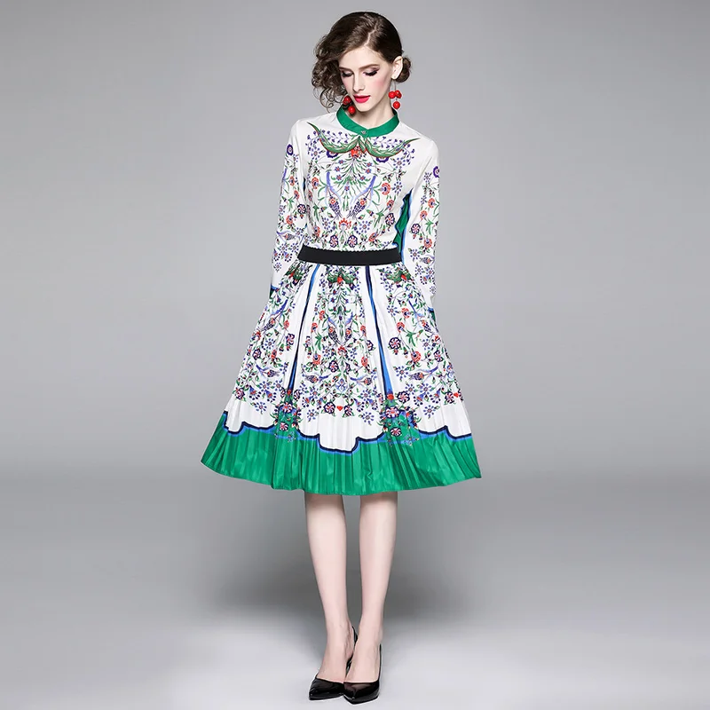 2019 new temperament flower printing national style women's two-piece long-sleeved shirt + pleated mid-length skirt
2019 new temperament flower printing national style women's two-piece long-sleeved shirt + pleated mid-length skirt