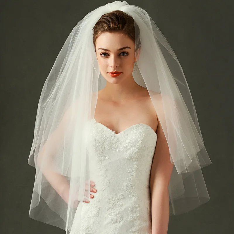 Women White Bridal Veils With Comb Two Layers Tulle Short Ivory Bride Veil Cut Edge Wedding Accessories
Women White Bridal Veils With Comb Two Layers Tulle Short Ivory Bride Veil Cut Edge Wedding Accessories