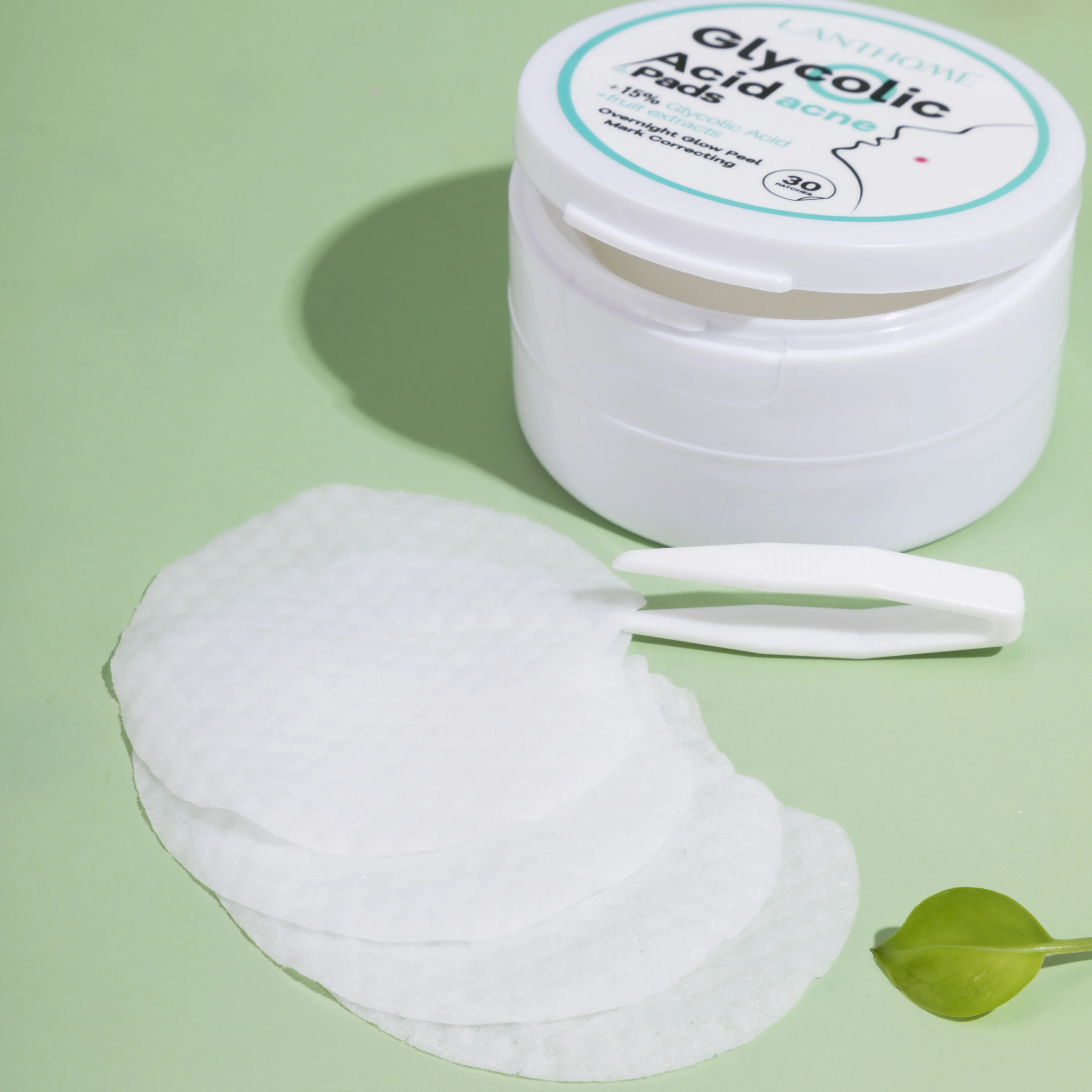 Glycolic acid pads It can inhibit epidermal keratosis remove acne reduce acne reduce pores control oil anti-aging Nursing pads
Glycolic acid pads It can inhibit epidermal keratosis remove acne reduce acne reduce pores control oil anti-aging Nursing pads