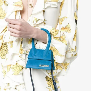 Mini Small Handbag Women 2020 New Jacouemus Single Shoulder Diagonal Bag Europe and America Fashion Small Square Bag
Mini Small Handbag Women 2020 New Jacouemus Single Shoulder Diagonal Bag Europe and America Fashion Small Square Bag