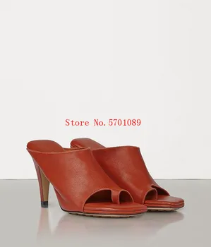 Women Designer Shoes Sandals Stretch Nappa Lamb Leather Mules High Vamp Extended Toe Loop Squared Toe Padded Insole Sandal
Women Designer Shoes Sandals Stretch Nappa Lamb Leather Mules High Vamp Extended Toe Loop Squared Toe Padded Insole Sandal