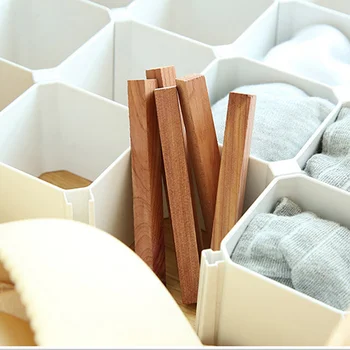 5 Pcs Cedar Wood Blocks Rectangle Natural Pest Moth Control for Wardrobe Drawer Locker
5 Pcs Cedar Wood Blocks Rectangle Natural Pest Moth Control for Wardrobe Drawer Locker