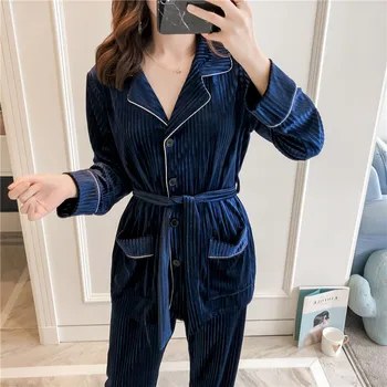 Sleep Set Women 2PCS Pajamas Suit Sexy Sleepwear Autumn Winter New Velvet Pijamas Casual Lounge Nightwear Home Dressing Gown
Sleep Set Women 2PCS Pajamas Suit Sexy Sleepwear Autumn Winter New Velvet Pijamas Casual Lounge Nightwear Home Dressing Gown