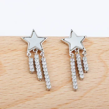MSWEIJIA S925 Sterling Silver Shell Pentagram Star Studs Niche Irregular Full Diamond Long Fringed Star Earrings for Women
MSWEIJIA S925 Sterling Silver Shell Pentagram Star Studs Niche Irregular Full Diamond Long Fringed Star Earrings for Women