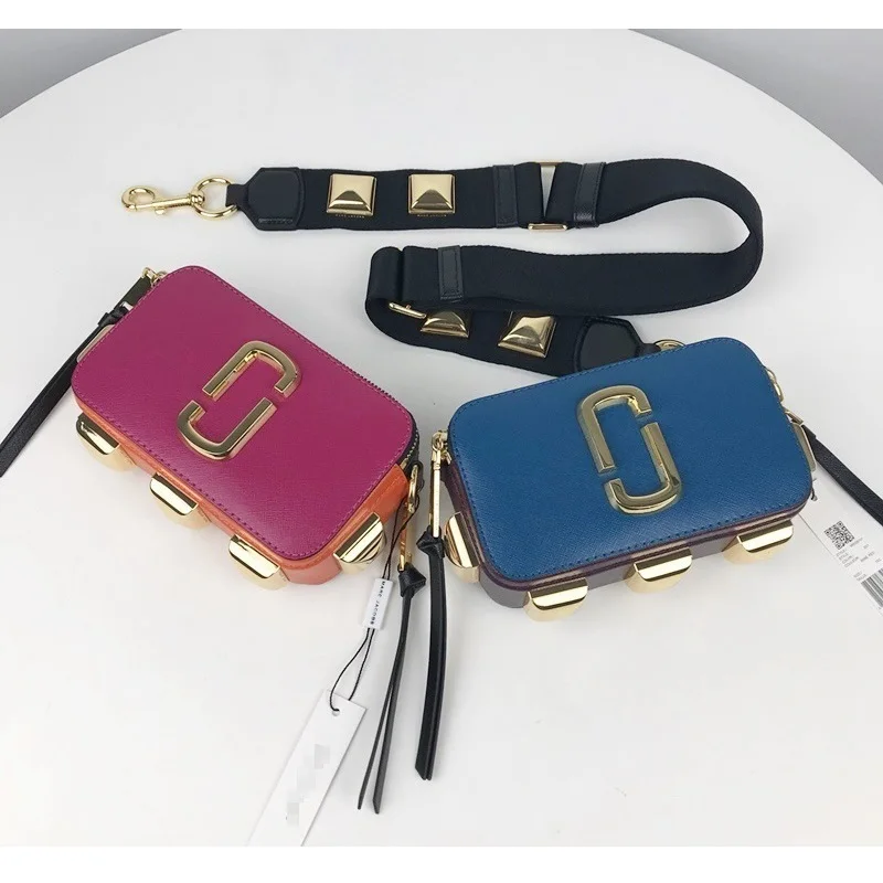 2019 High-quality designer brand Luxury Handbags Women Bags female shoulder bag color wide shoulder zipper bag mobile wallet
2019 High-quality designer brand Luxury Handbags Women Bags female shoulder bag color wide shoulder zipper bag mobile wallet