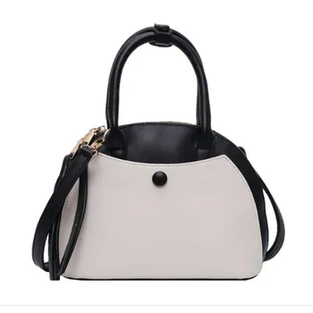 2020 Spring Woman New Black White Color Wide Single Strap Zipper Half Moon PU Leather Chestbag All Match
2020 Spring Woman New Black White Color Wide Single Strap Zipper Half Moon PU Leather Chestbag All Match