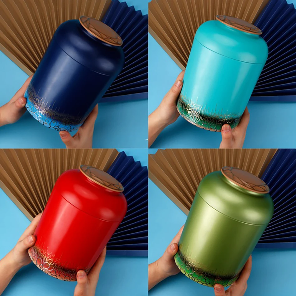 tin box (1)