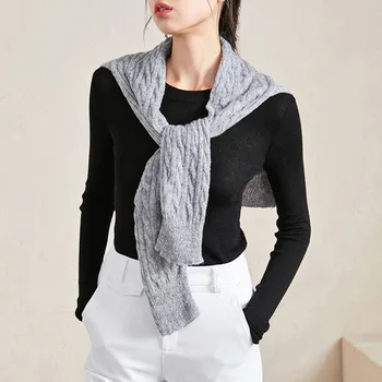 LANMREM gray navy blue warm Autumn and winter all-match and multi-functional new ring type shawl for female fashion tide 2A1338
LANMREM gray navy blue warm Autumn and winter all-match and multi-functional new ring type shawl for female fashion tide 2A1338