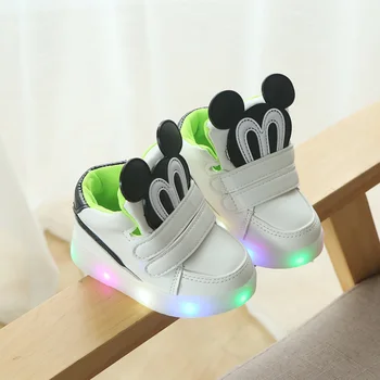 Cute Cartoon Child Luminous Sneakers Toddler footwear kids LED Flashing Boy Boot for Baby girls Casual Shoes with light
Cute Cartoon Child Luminous Sneakers Toddler footwear kids LED Flashing Boy Boot for Baby girls Casual Shoes with light