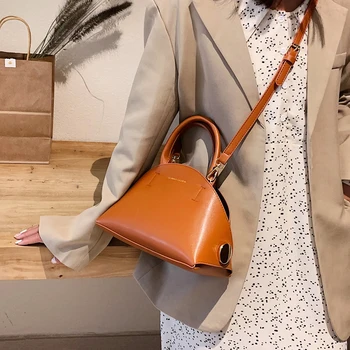 Foreign style French small crowd bag female new style Korean version versatile texture cross-body bag retro fashion handbag
Foreign style French small crowd bag female new style Korean version versatile texture cross-body bag retro fashion handbag