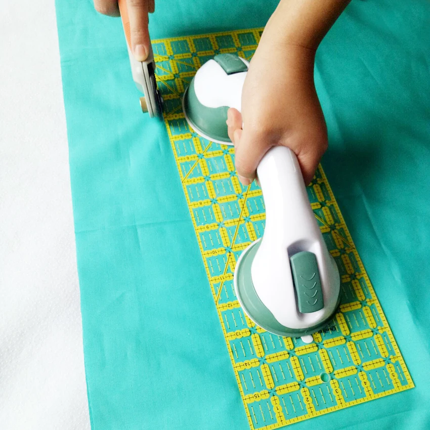 Hot Sale DIY Sewing Tools Strong Suction Ruler Handle (Strong Adsorption) For Quilting Patchwork Ruler
Hot Sale DIY Sewing Tools Strong Suction Ruler Handle (Strong Adsorption) For Quilting Patchwork Ruler