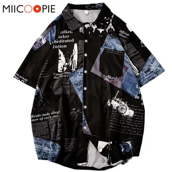 

Streetwear Newspaper Print Men Hawaiian Dress Shirt Button Down Short Sleeved Blusa Social Shirts Business Casual Vintage Blouse