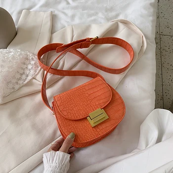 Women Ins Crocodile Pattern Saddle Bag High-quality PU Leather Women's Designer Handbag 2020 Small Lock Shoulder Messenger Bag
Women Ins Crocodile Pattern Saddle Bag High-quality PU Leather Women's Designer Handbag 2020 Small Lock Shoulder Messenger Bag
