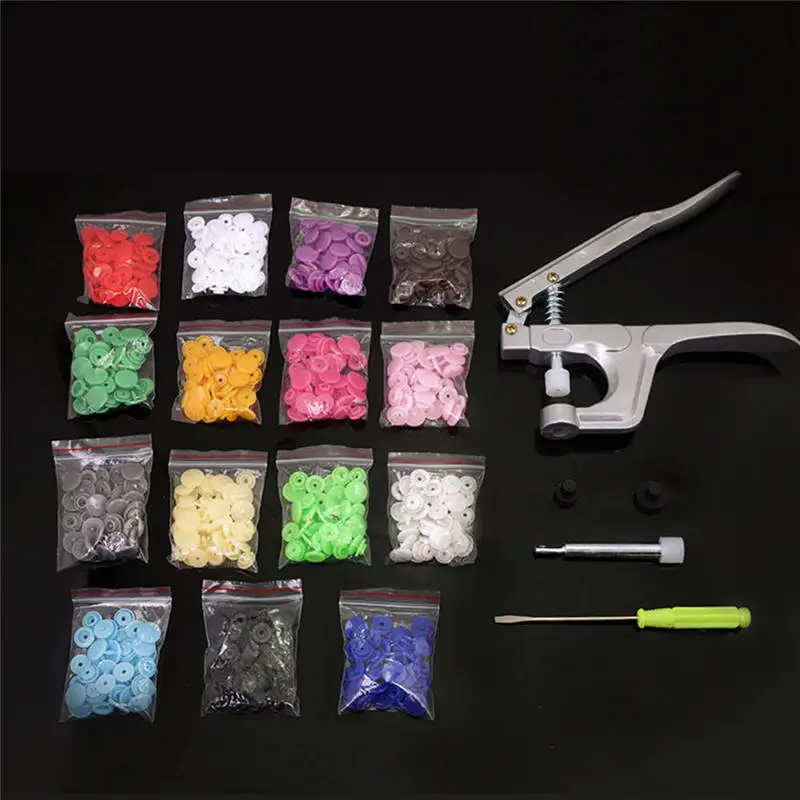U Shape Fastener Snap Pliers KAM Button + 150 set T5 Plastic Resin Snap Button Press Stud Cloth Button Press Machine Sewing Tool
U Shape Fastener Snap Pliers KAM Button + 150 set T5 Plastic Resin Snap Button Press Stud Cloth Button Press Machine Sewing Tool