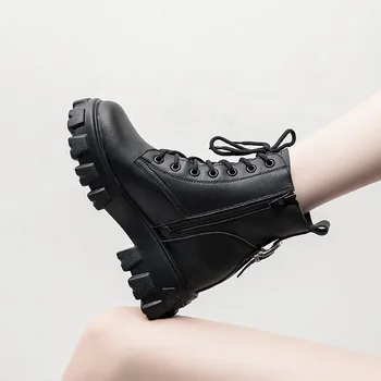Top quality Cowhide Leather Women Boots Winter Boot Fur Warm Comfortable Women Shoes Increasing Height Snow Boots 
Top quality Cowhide Leather Women Boots Winter Boot Fur Warm Comfortable Women Shoes Increasing Height Snow Boots