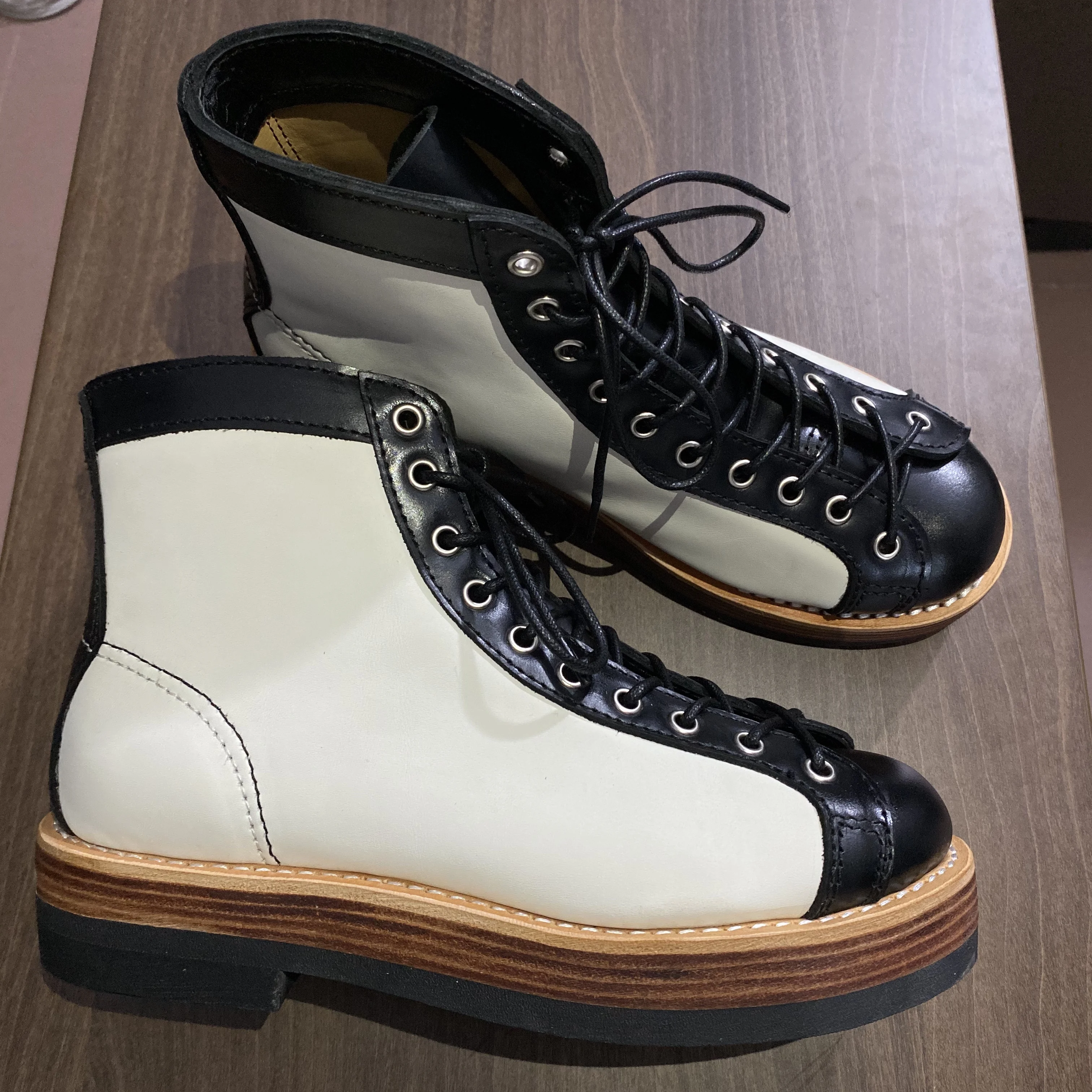 

BW567 Rock Can Roll Size 35-50 Super Quality Genuine Italian Cow Leather Handmade Goodyear Welted Boots Custom Made Service OK