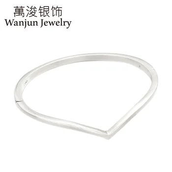 Wanjun Jewelry 100%925 Sterling High Quality Cubic Zirconia Bracelet Flashing Xuyuan Bone Bangles Free Gift To Friends
Wanjun Jewelry 100%925 Sterling High Quality Cubic Zirconia Bracelet Flashing Xuyuan Bone Bangles Free Gift To Friends