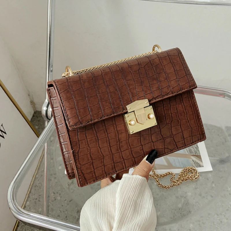 Crocodile Pattern Crossbody Bags For Women 2020 Mini Chain Handbags Small Bag PU Leather Hand Bag Ladies Designer Shoulder Bag
Crocodile Pattern Crossbody Bags For Women 2020 Mini Chain Handbags Small Bag PU Leather Hand Bag Ladies Designer Shoulder Bag