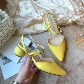 Sianie Tianie 2020 genuine leather yellow white women's middle heels sandals pointed toe buckle strap ladies sandals big size 42
Sianie Tianie 2020 genuine leather yellow white women's middle heels sandals pointed toe buckle strap ladies sandals big size 42