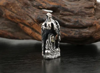 925 sterling Silver Bodhidharma charm tag pendant jewelry (without chain) A2914 
925 sterling Silver Bodhidharma charm tag pendant jewelry (without chain) A2914