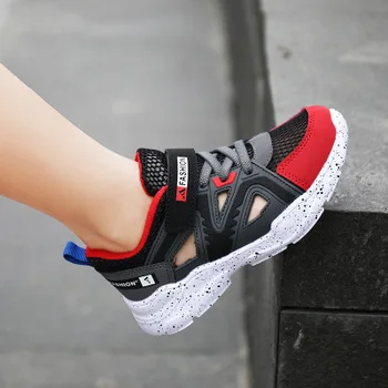 Summer 2020 new breathable mesh frame shoes, middle-aged children's casual sports shoes yeezys 
Summer 2020 new breathable mesh frame shoes, middle-aged children's casual sports shoes yeezys