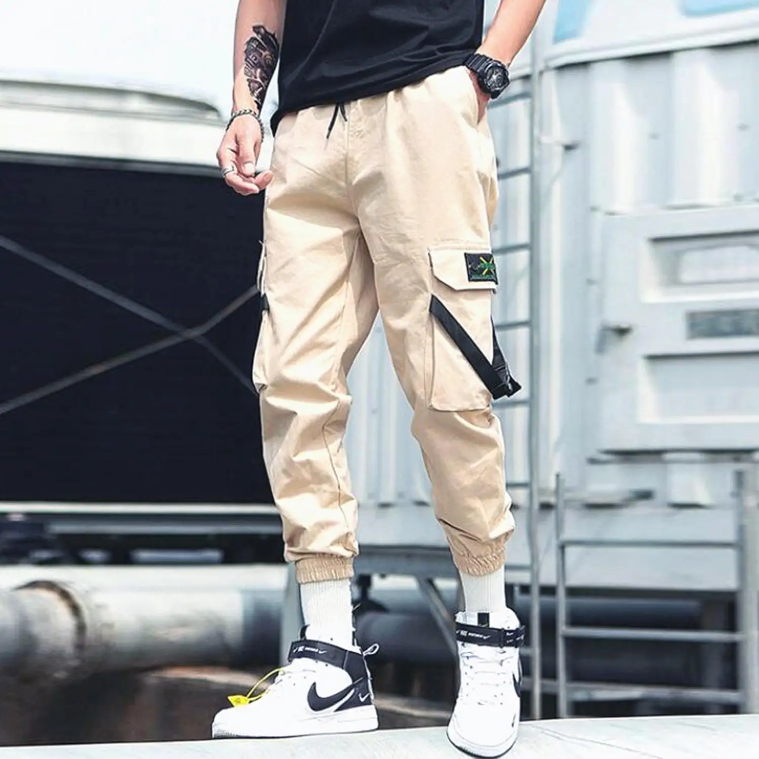 2019 Brand Mens Military Cargo Pants Multi-pockets Baggy Men Pants Casual Trousers Overalls Army Pants Cargo Pants high quality 
2019 Brand Mens Military Cargo Pants Multi-pockets Baggy Men Pants Casual Trousers Overalls Army Pants Cargo Pants high quality