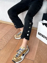 Girls jeans late autumn plus cashmere 2021 children loose straight button pants high waist old pants wild tide
Girls jeans late autumn plus cashmere 2021 children loose straight button pants high waist old pants wild tide