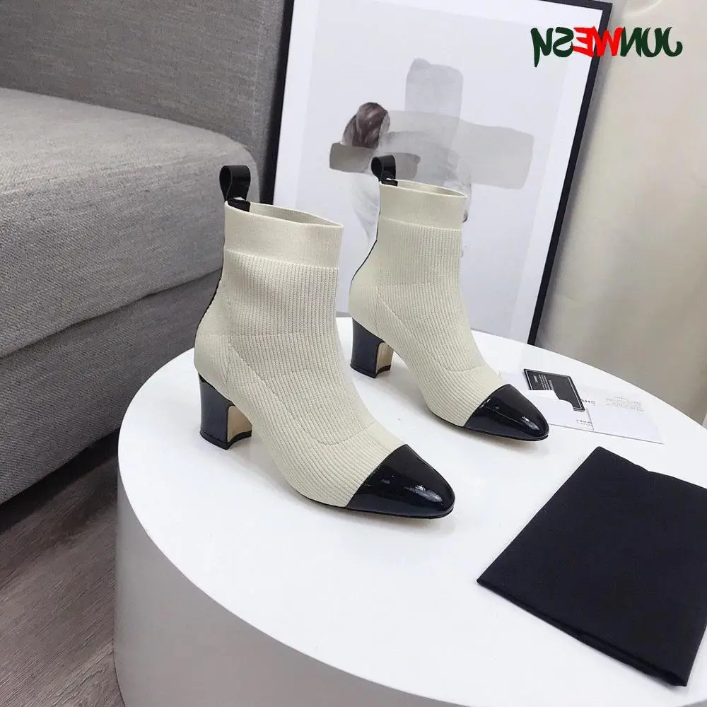 2020 autumn and winter latest luxury brand fragrance style designer handmade knitted and patent leather high heel boots
2020 autumn and winter latest luxury brand fragrance style designer handmade knitted and patent leather high heel boots