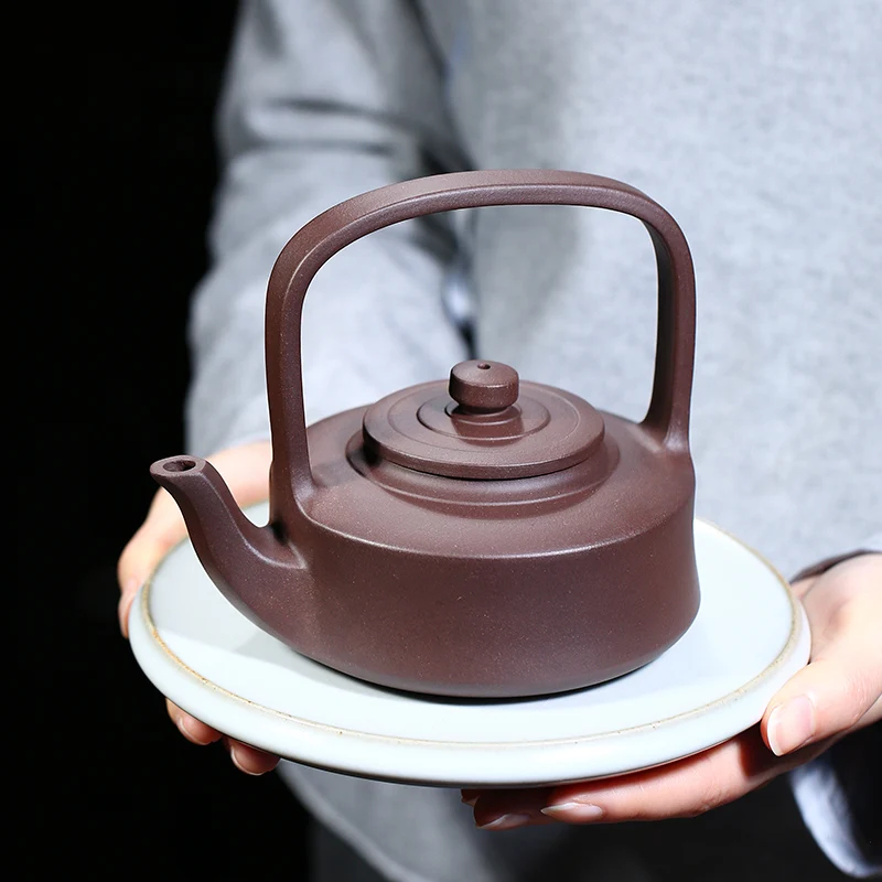 Рекомендуется состаренная руда, старый пурпурный глиняный горшок для домашнего использования, знаменитый чайник большой емкости для балки по специальной цене
Рекомендуется состаренная руда, старый пурпурный глиняный горшок для домашнего использования, знаменитый чайник большой емкости для балки по специальной цене