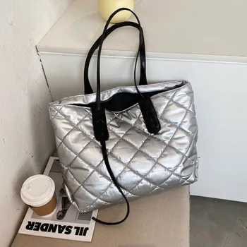 Fashion Laser Bright Shoulder Bags For Women High Capacity Ladies Top-Handle Bags Winter Handbags And Purse Female Tote Bag 6572 
Fashion Laser Bright Shoulder Bags For Women High Capacity Ladies Top-Handle Bags Winter Handbags And Purse Female Tote Bag 6572