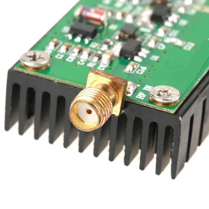 2MHZ-700MHZ 3W HF VHF UHF FM Transmitter Broadband RF Power Amplifier Ham Radio Adopts high quality circuit board, stable and re
2MHZ-700MHZ 3W HF VHF UHF FM Transmitter Broadband RF Power Amplifier Ham Radio Adopts high quality circuit board, stable and re