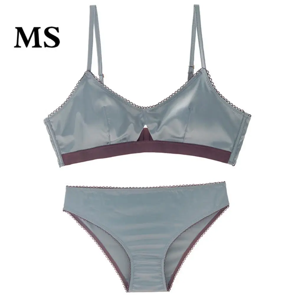 MS 2019 new French thin triangle cup big chest small steel ring underwear set Xiao Shu female feeling lady bra small chest Slim
MS 2019 new French thin triangle cup big chest small steel ring underwear set Xiao Shu female feeling lady bra small chest Slim