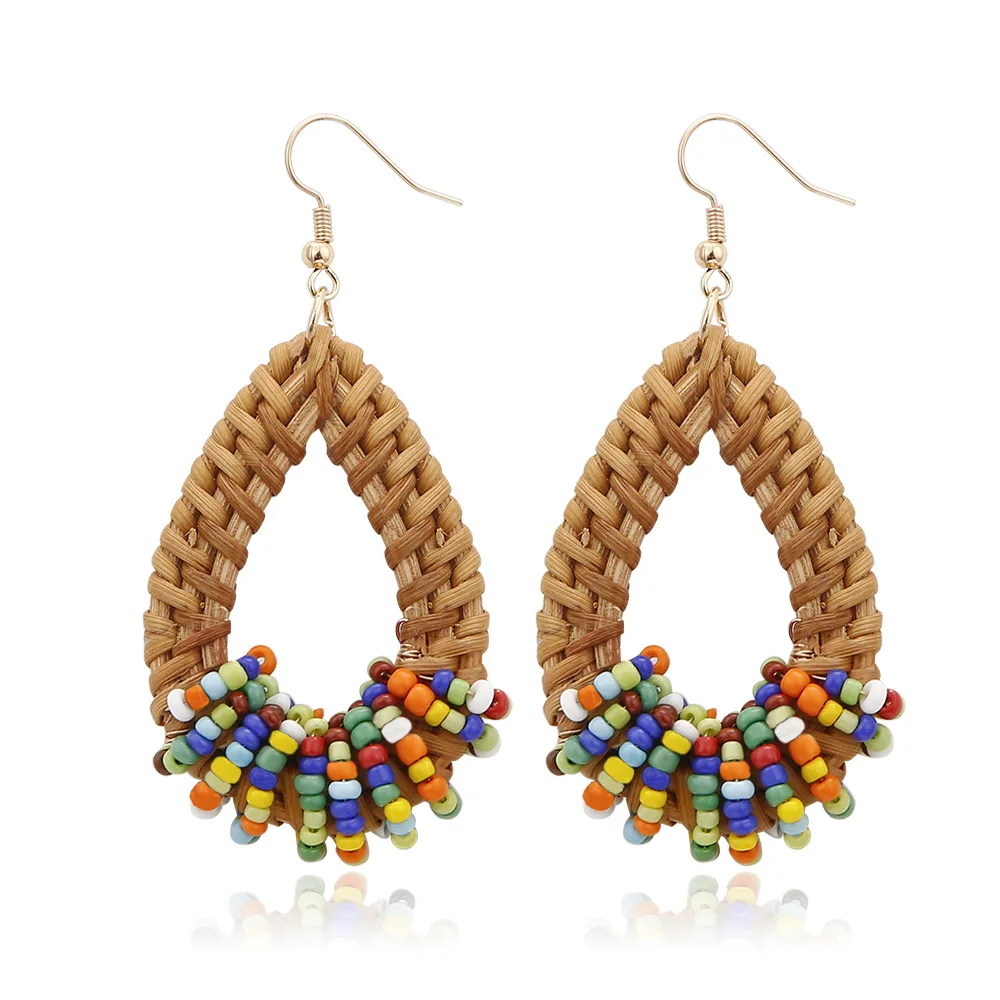 Originally designed anti-allergy ear hook handmade earrings European and American natural woven seven-color rice Bead Earrings
Originally designed anti-allergy ear hook handmade earrings European and American natural woven seven-color rice Bead Earrings