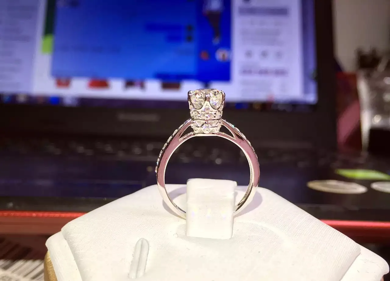TR247 Rings For Women 1 Carat nscd Simulated Gem Engagement Wedding Solitaire Ring with accents jewelry
TR247 Rings For Women 1 Carat nscd Simulated Gem Engagement Wedding Solitaire Ring with accents jewelry