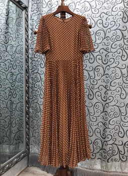 2020 Spring and Summer New Women's round Neck Zip Back Small Wave Point Printed Decorative Buckle Waist Hugging Dress 628
2020 Spring and Summer New Women's round Neck Zip Back Small Wave Point Printed Decorative Buckle Waist Hugging Dress 628