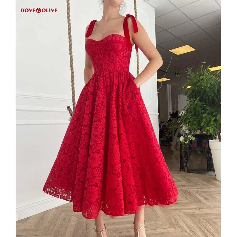 Red Lace Prom Dresses 2021 Tea Length Spaghetti Strap A Line Sweetheart with Poacket Evening Gowns Formal Party Women Graduation
Red Lace Prom Dresses 2021 Tea Length Spaghetti Strap A Line Sweetheart with Poacket Evening Gowns Formal Party Women Graduation