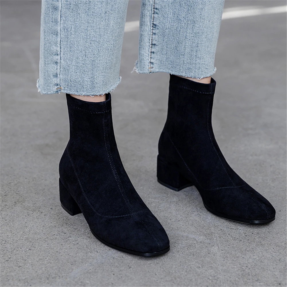 Sarairis 2019 Brand Design Stretch Sock Boots Woman Shoes Square Toe Chunky Heels INS Ankle Boots Women Shoes Woman
Sarairis 2019 Brand Design Stretch Sock Boots Woman Shoes Square Toe Chunky Heels INS Ankle Boots Women Shoes Woman