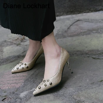 Women Rivet Pumps Sexy High Heels Female Wedding Stiletto shoe Gold Ladies Banquet Woman Shoes Thin Heels 
Women Rivet Pumps Sexy High Heels Female Wedding Stiletto shoe Gold Ladies Banquet Woman Shoes Thin Heels