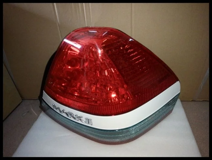 Osmrk rear light + brake light + turn signal rear bumper light reflector for Toyota MARK GX110
Osmrk rear light + brake light + turn signal rear bumper light reflector for Toyota MARK GX110