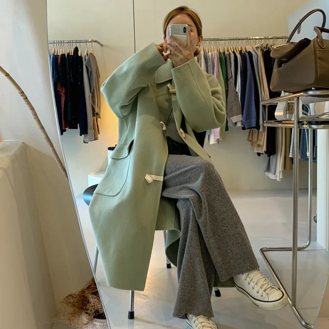 Autumn And Winter Woolen Coat Chic Wild Horn Button Loose Thick Windbreaker Jacket Jacket Ladies Tops
Autumn And Winter Woolen Coat Chic Wild Horn Button Loose Thick Windbreaker Jacket Jacket Ladies Tops