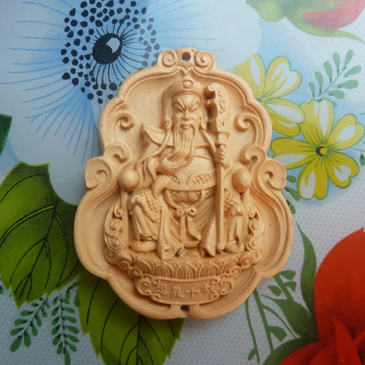 Natural leaflet, boxwood, wood carving, Guan Yunchang Guan Gong pendant, handicrafts accessories
Natural leaflet, boxwood, wood carving, Guan Yunchang Guan Gong pendant, handicrafts accessories