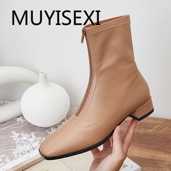 3cm low heel ankle boot full grain leather square toe zipper at front autumn winter pure color gorgeous cozy XNA08 MUYISEXI
3cm low heel ankle boot full grain leather square toe zipper at front autumn winter pure color gorgeous cozy XNA08 MUYISEXI