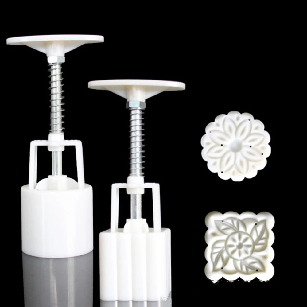 2Pcs/set 50g Square and Round Moon Cake Mould Hand Pressure Fondant MoonCake Mold Cookie Cutter Decoration Tools
2Pcs/set 50g Square and Round Moon Cake Mould Hand Pressure Fondant MoonCake Mold Cookie Cutter Decoration Tools