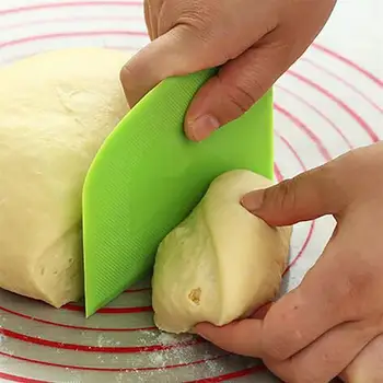 1PC Cream Spatula Cake Smoother DIY Pastry Cutters Fondant Dough Scraper Cake Cutter Pastry Baking Tool Kitchen Accessories
1PC Cream Spatula Cake Smoother DIY Pastry Cutters Fondant Dough Scraper Cake Cutter Pastry Baking Tool Kitchen Accessories