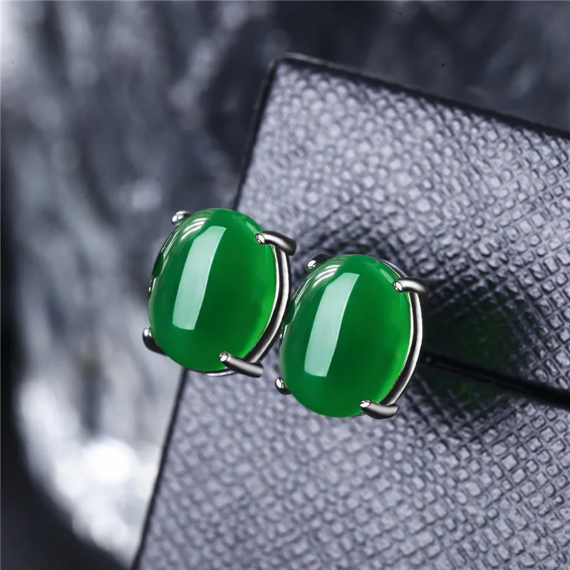 Elegant White Gold Plated Crystal Stud Earrings Oval Shape Cut Green Gems Cocktail Party Women's Earrings Bride Wedding Jewelry
Elegant White Gold Plated Crystal Stud Earrings Oval Shape Cut Green Gems Cocktail Party Women's Earrings Bride Wedding Jewelry